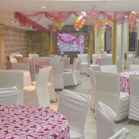 Zenith Hotel - Delhi Airport نيودلهي المظهر الخارجي الصورة