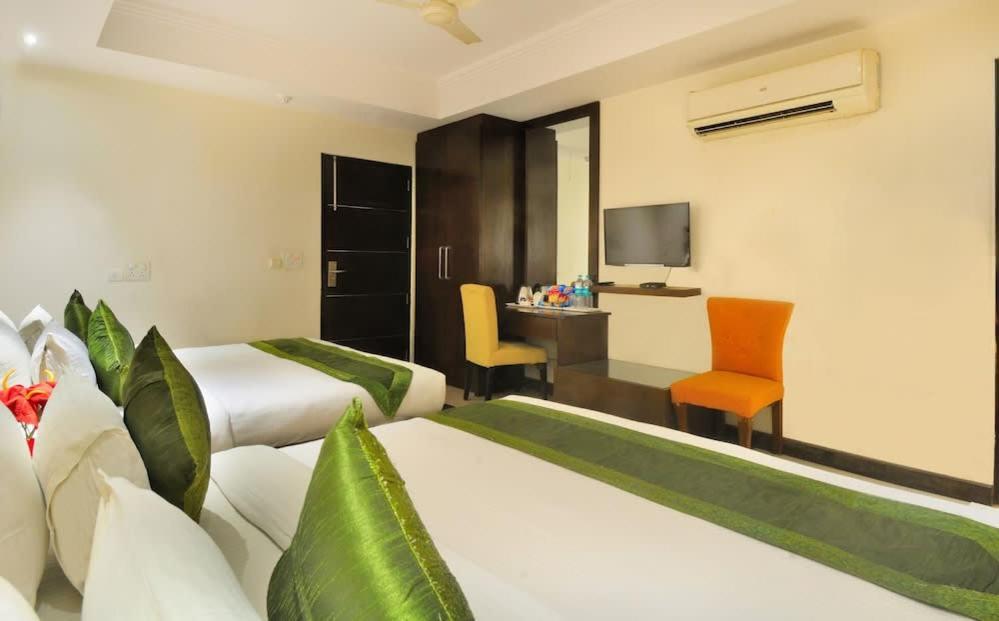Zenith Hotel - Delhi Airport نيودلهي المظهر الخارجي الصورة