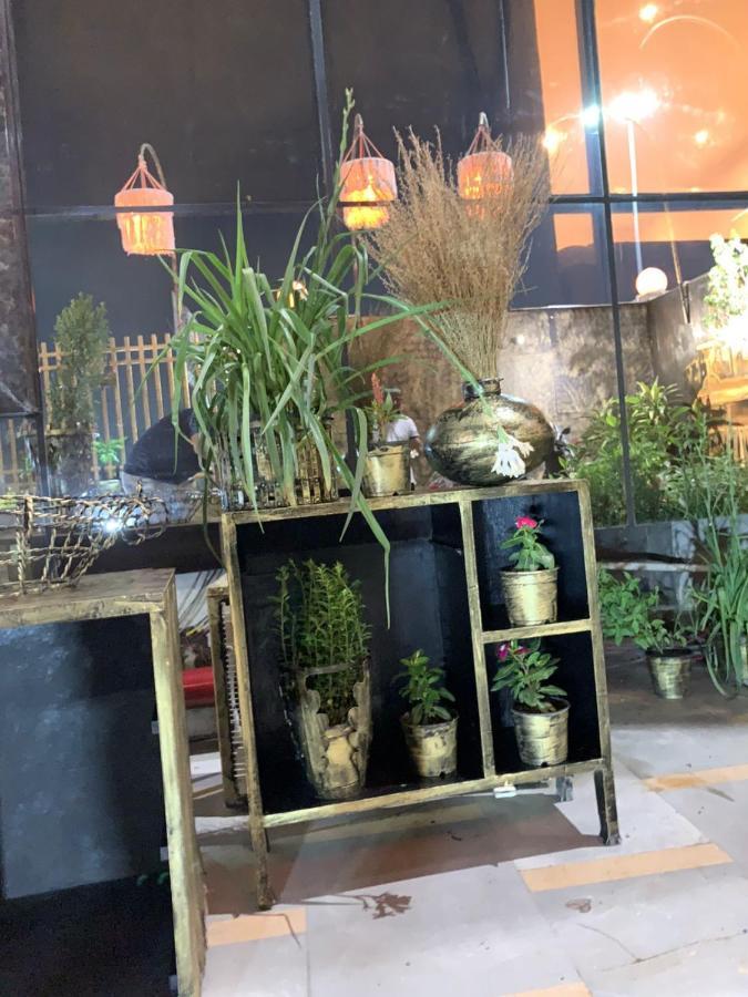 Zenith Hotel - Delhi Airport نيودلهي المظهر الخارجي الصورة