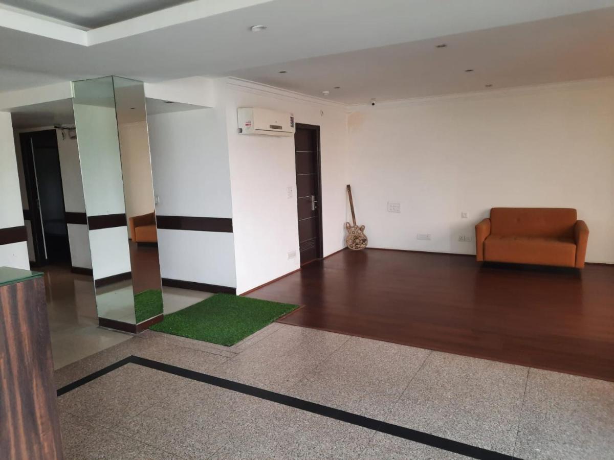 Zenith Hotel - Delhi Airport نيودلهي المظهر الخارجي الصورة