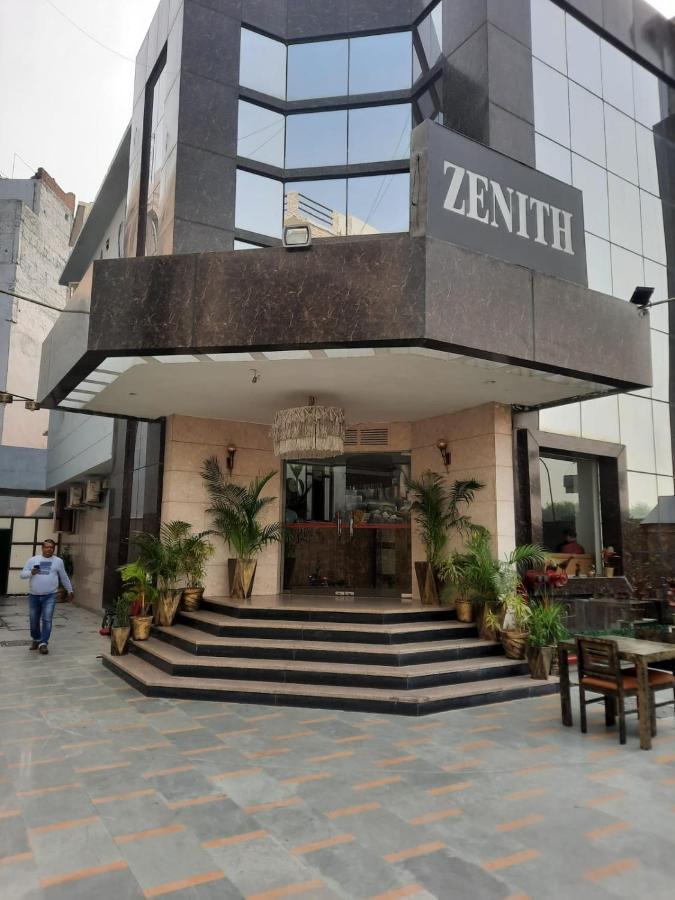 Zenith Hotel - Delhi Airport نيودلهي المظهر الخارجي الصورة
