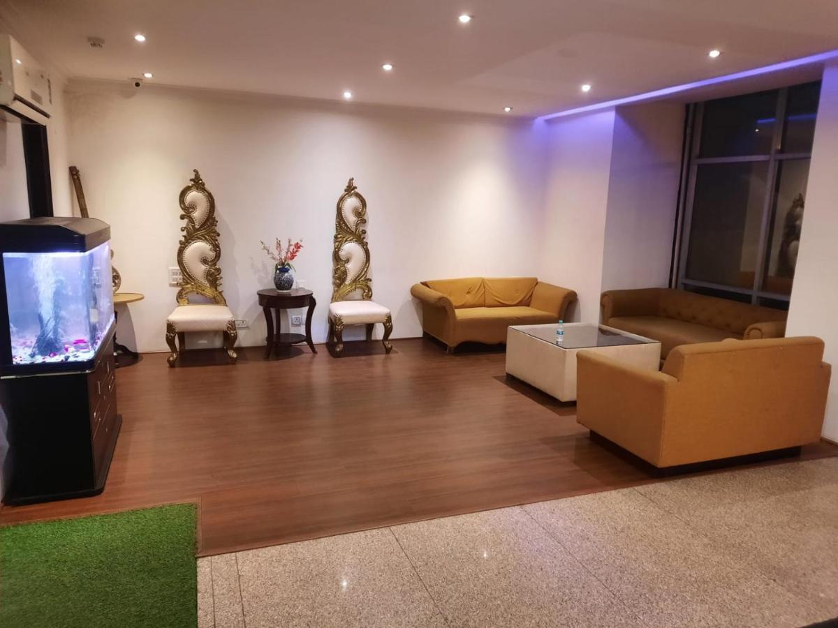 Zenith Hotel - Delhi Airport نيودلهي المظهر الخارجي الصورة