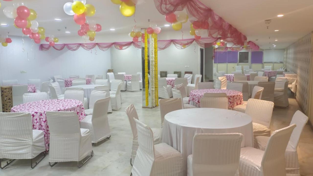 Zenith Hotel - Delhi Airport نيودلهي المظهر الخارجي الصورة