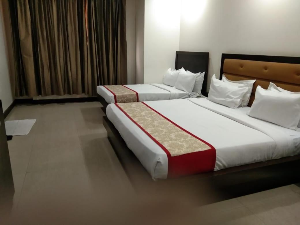 Zenith Hotel - Delhi Airport نيودلهي المظهر الخارجي الصورة